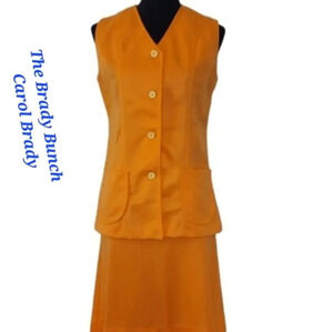Vintage 60s 70s Ceeb Orange Knit Vest Skirt Set with sunshine yellow‎ buttons